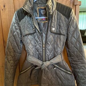 Vince Camuto quilted jacket. Size Small. Army green color.